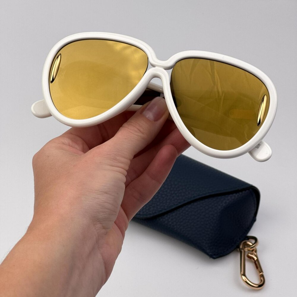 Loewe x Paula’s Ibiza Sunglasses – Ivory Pilot Brown Gold Mirror LW40132I 25G